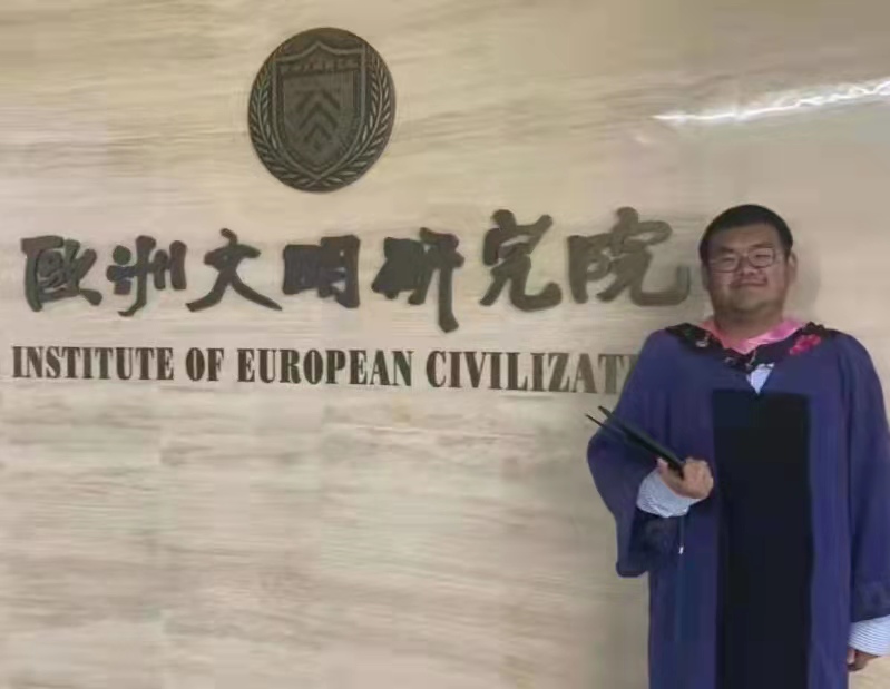 刘涛--- ２０２1年硕士研究生毕业后目前在天津师范大学|js6666·金沙登录入口工攻读世界史博士学位。